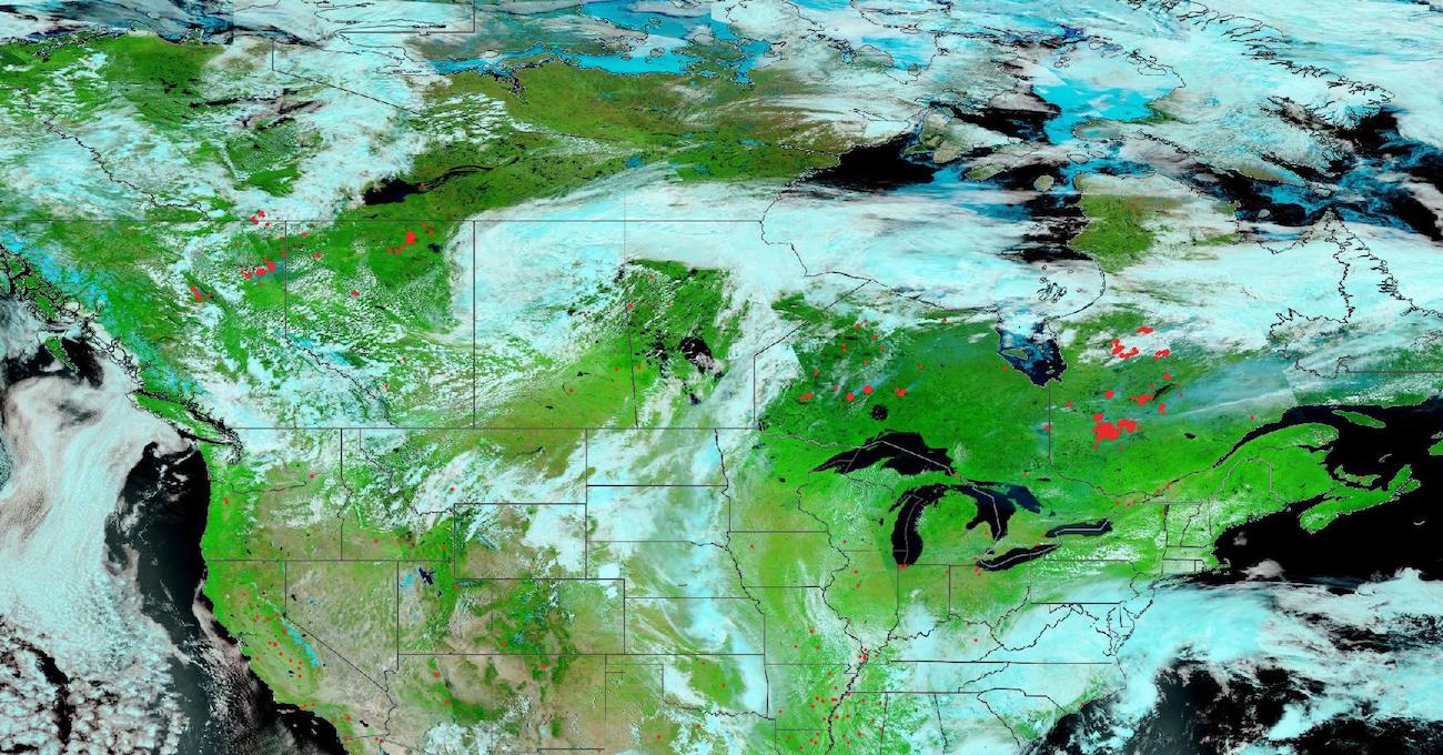 - False color image of fires burning across Canada on 21 June 2023 from the VIIRS instrument aboard the joint NASA/NOAA Suomi NPP Satellite - False color image of fires burning across Canada on 21 June 2023 from the VIIRS instrument aboard the joint NASA/NOAA Suomi NPP Satellite