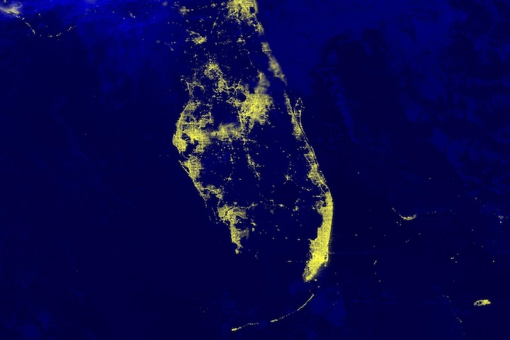 Black Marble Nighttime Blue/Yellow Composite (Day/Night Band) of Florida on 21 November 2023 from the VIIRS instrument aboard the Suomi NPP satellite