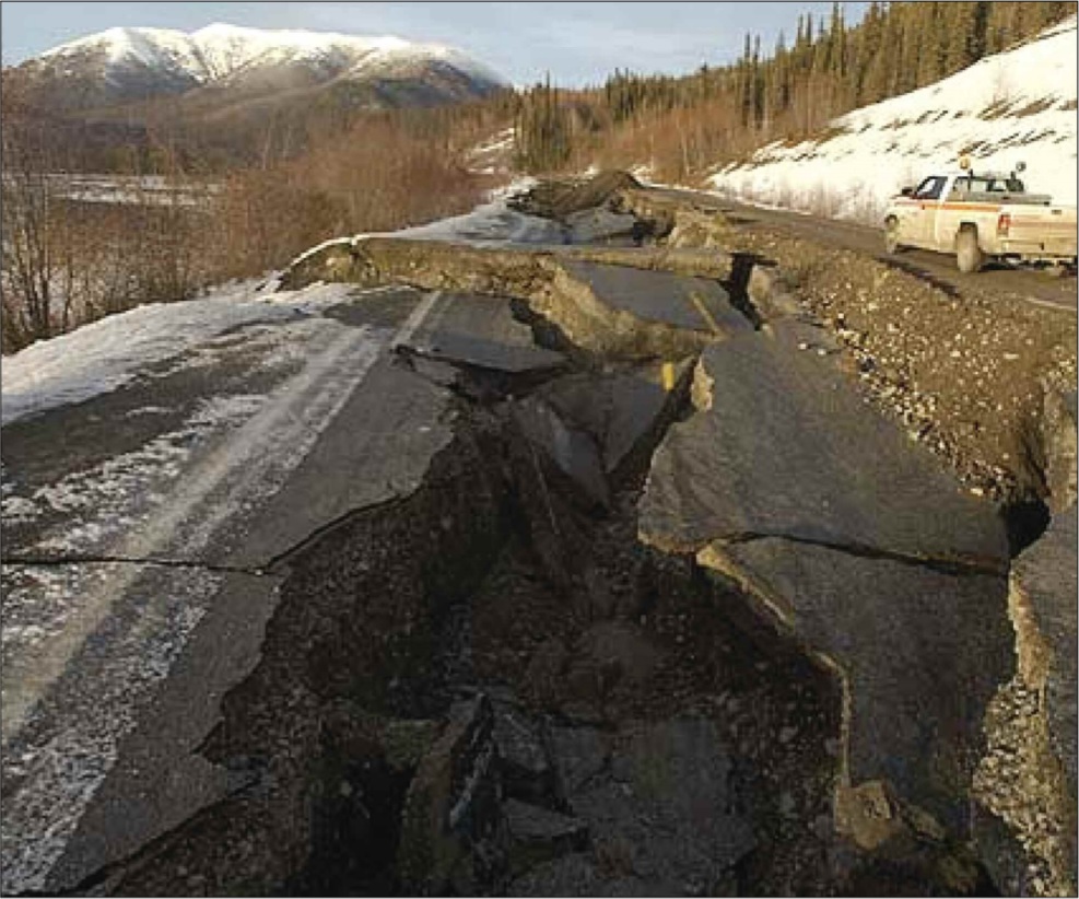Tok Cutoff Highway rupture