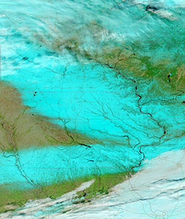 Bands of snow in Iowa, USA - feature grid