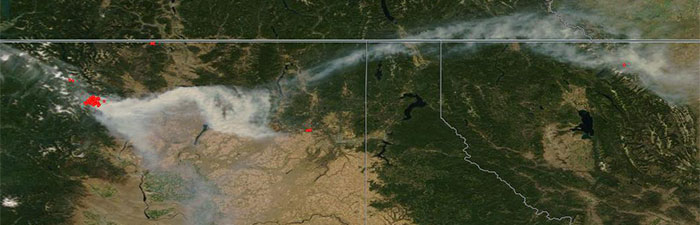 Smoke from the Wolverine Creek Fire, WA - feature grid