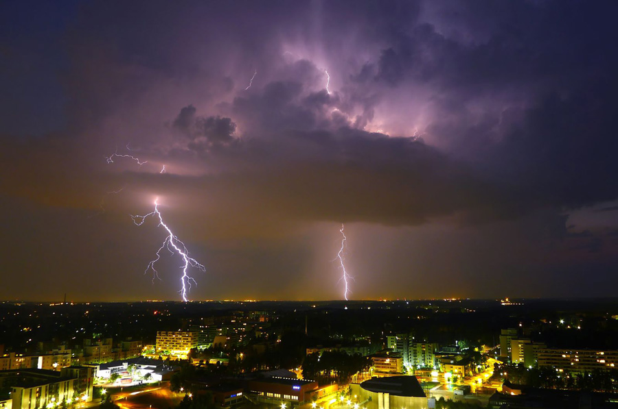 Photograph of a lightning storm over Helsinki, Finland