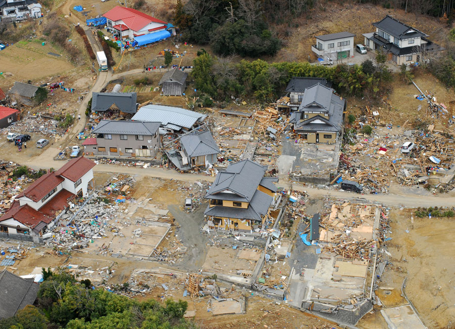 Photograph of earthquake damage in Oshima-Mura, Japan