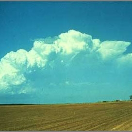 Photograph of a multicell thunderstorm, which may last for several hours and produce severe weather.