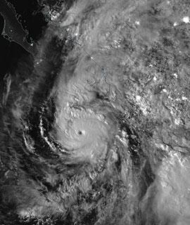 Hurricane Willa approaching the west coast of Mexico - feature grid
