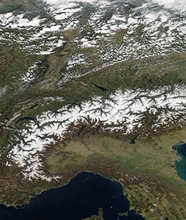 Snow in the Alps - feature grid