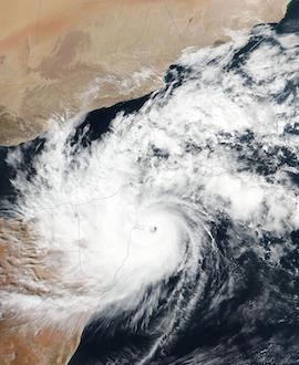 Tropical Cyclone Gati Makes Landfall in Somalia on 22 November 2020 (Suomi NPP/VIIRS) - Feature Grid