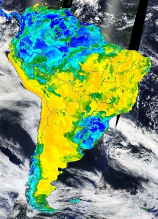 Map of South America with colors indicating soil moisture values.