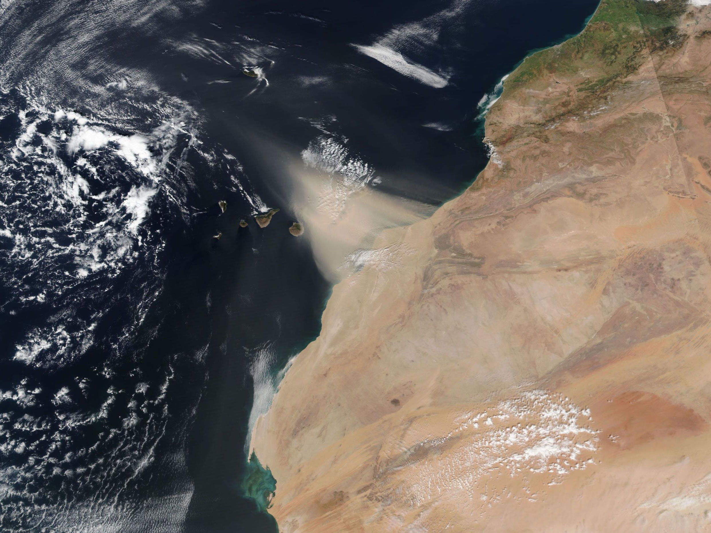 Dust Storm over the Canary Islands on 22 February 2020