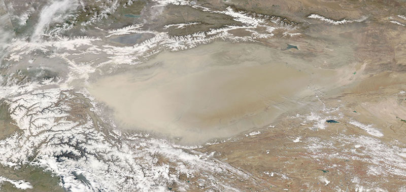 Dust Storm in the Taklimakan Desert, Western China on 6 April 2018 (MODIS/Aqua)
