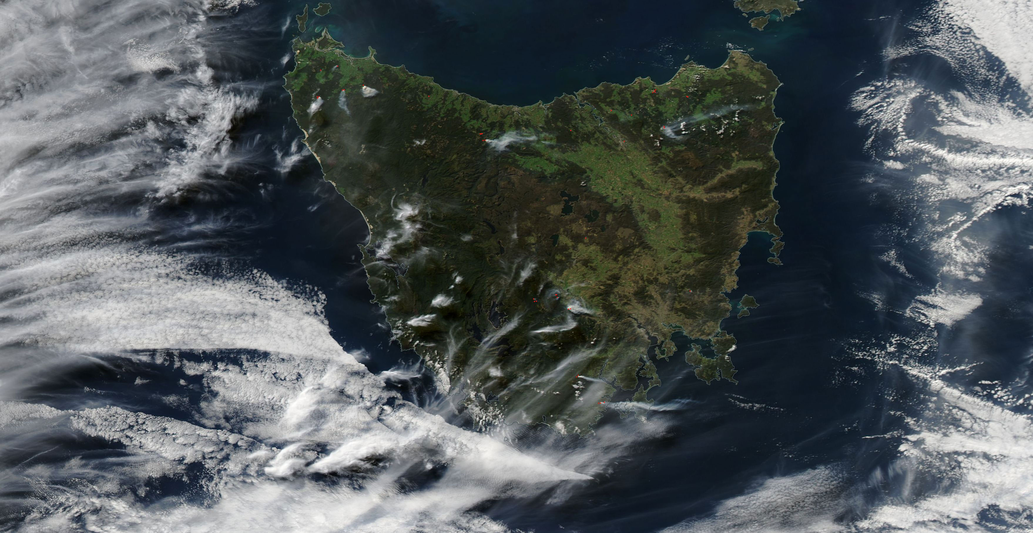 Fires in Tasmania on 23 April 2018 (MODIS/Aqua)