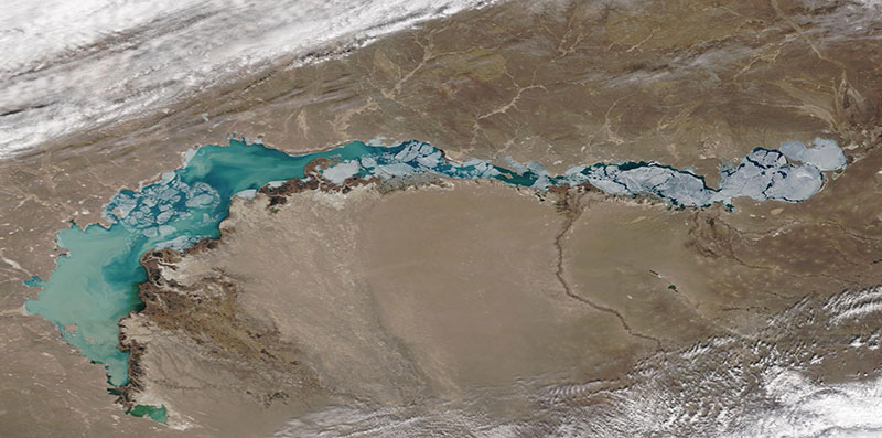 Ice on Lake Balkhash on 28 March 2020 (Terra/MODIS)