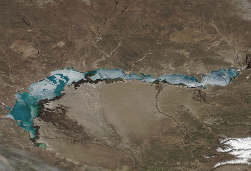 Lake Balkhash, Kazakhstan on 8 April 2019 (Suomi-NPP/VIIRS)