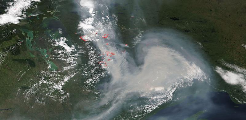 Fires in Manitoba and Ontario, Canada on 11 July 2021 (NOAA-20/VIIRS)