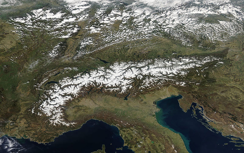 Snow in the Alps on 31 March 2019 (MODIS/Aqua)