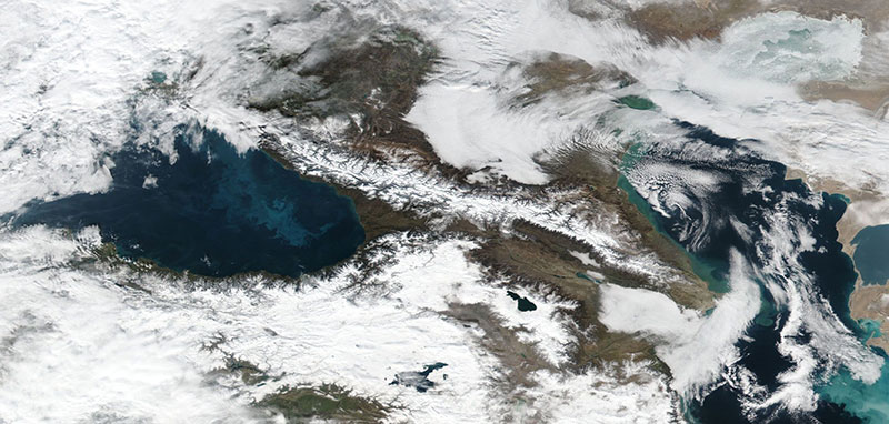 Snow in the Caucasus Mountains on 21 January 2019 (Suomi-NPP/VIIRS)