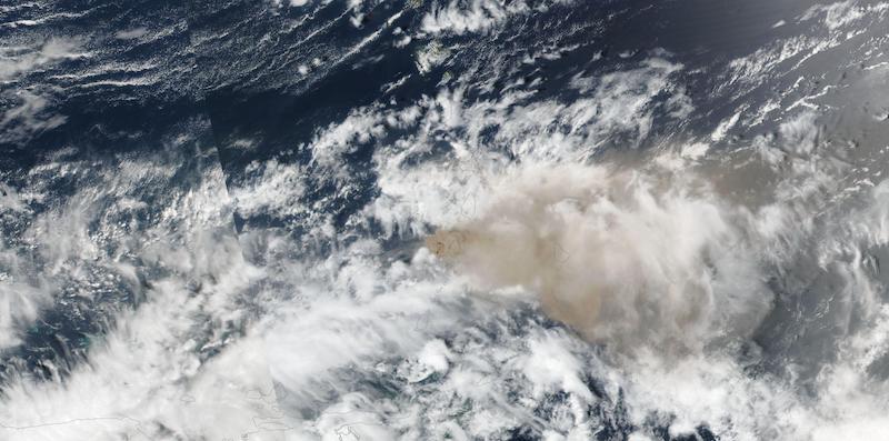 La Soufriere Volcano on 10 April 2021 (Suomi NPP/VIIRS)