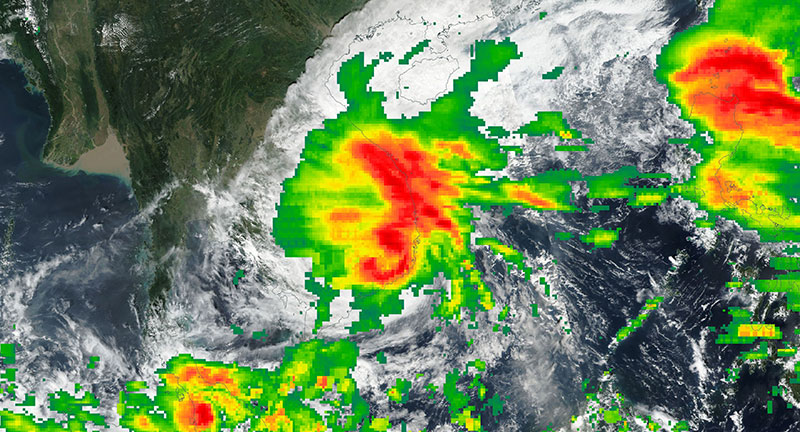 Typhoon Damrey over Vietnam on 4 November 2017 (Suomi-NPP/VIIRS)